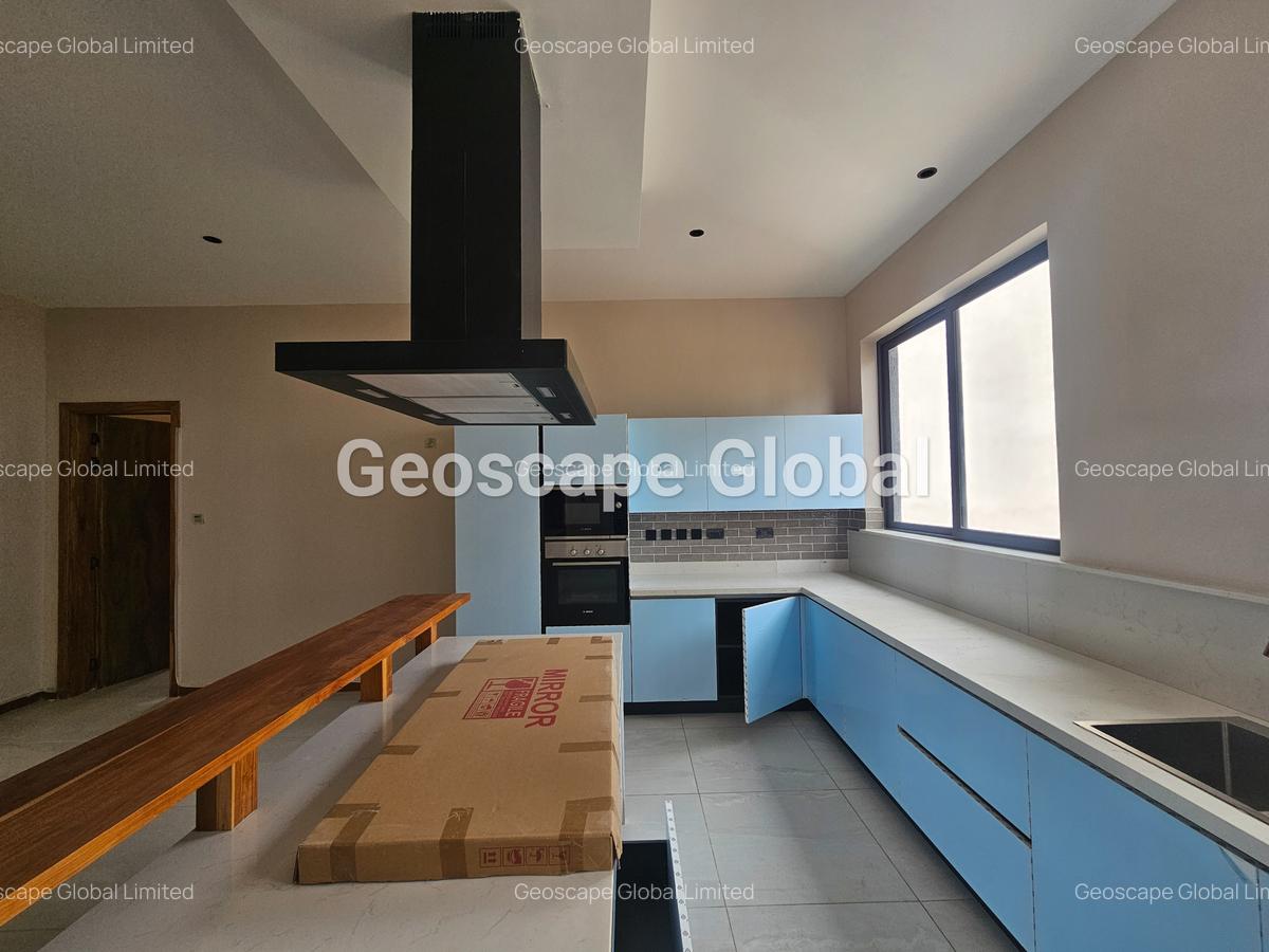 4 Bed Apartment with En Suite in Loresho - 8