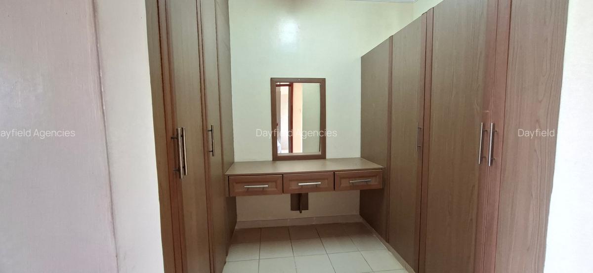 5 Bed House with En Suite at Off Redhill Road - 10