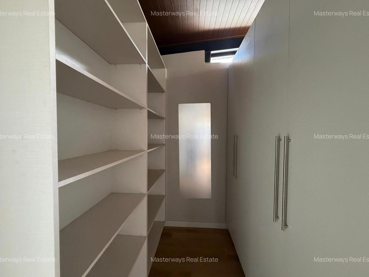 4 Bed Townhouse with En Suite in Runda - 10