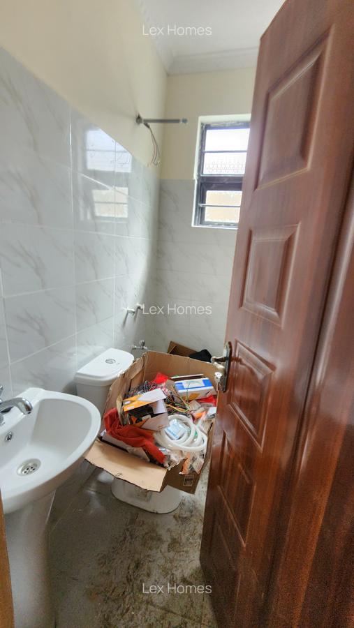 4 Bed House with En Suite at Forest Line Road - 12