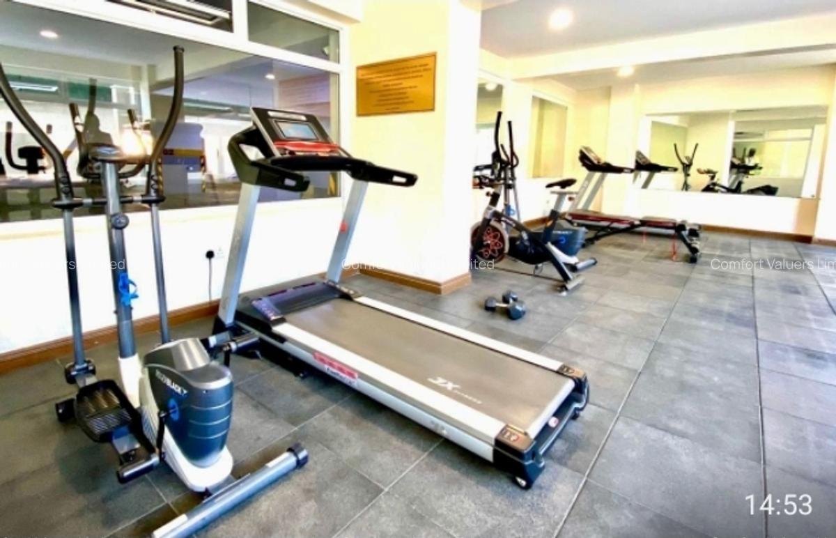 4 Bed House with En Suite at Valley Arcade - 9