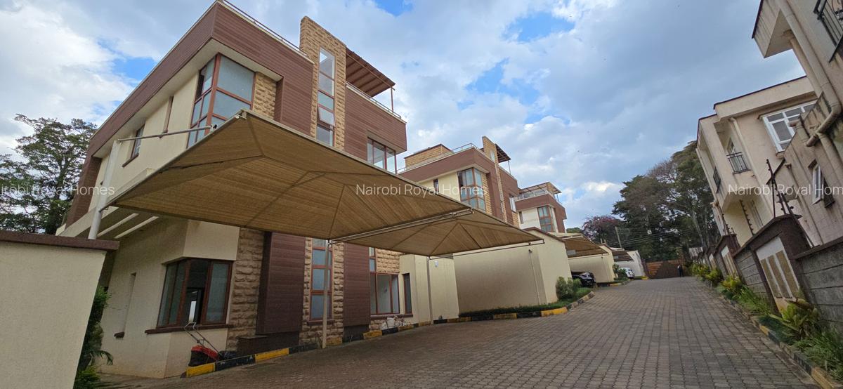 6 Bed Townhouse with En Suite at Chalbi Drive - 6