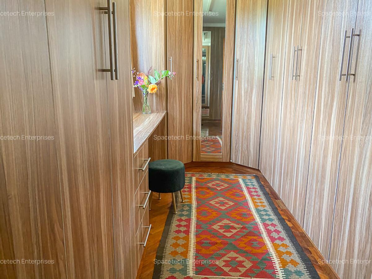 4 Bed Townhouse with En Suite in Kitisuru - 9