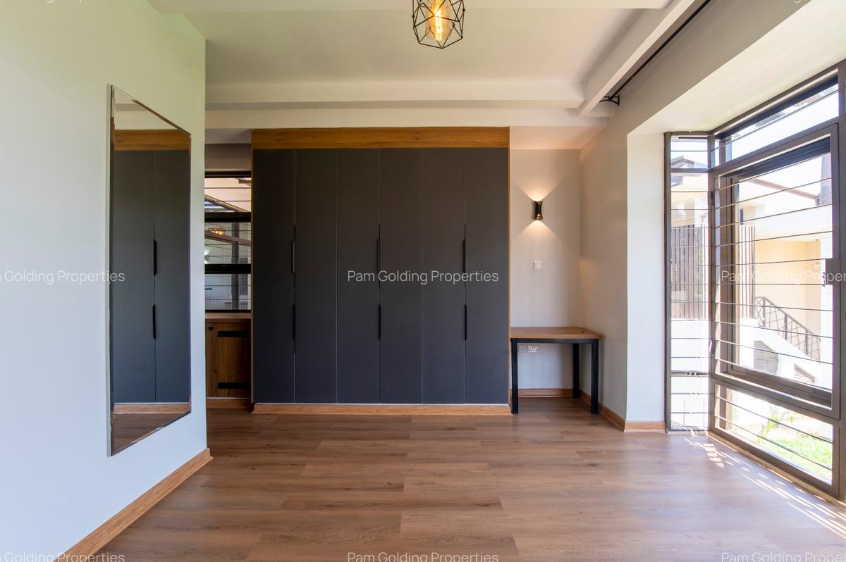 2 Bed House at Ridgeways - 8