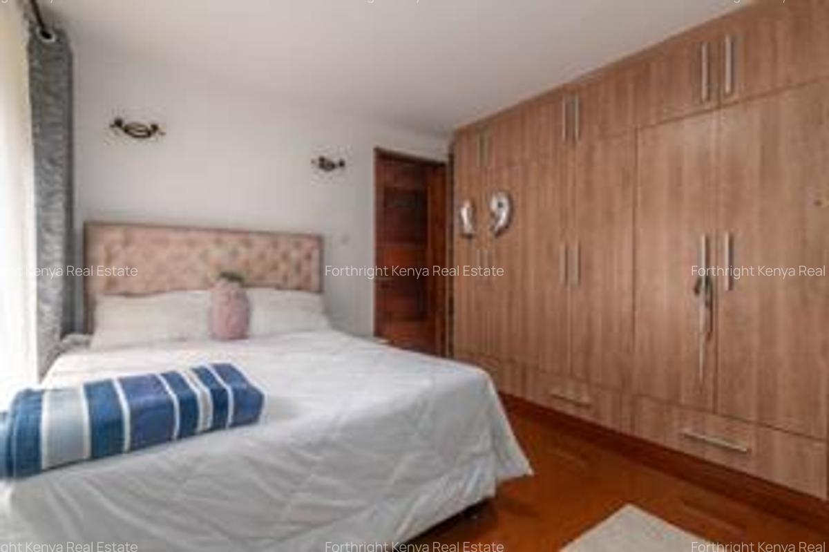 5 Bed House with En Suite at Miotoni - 17