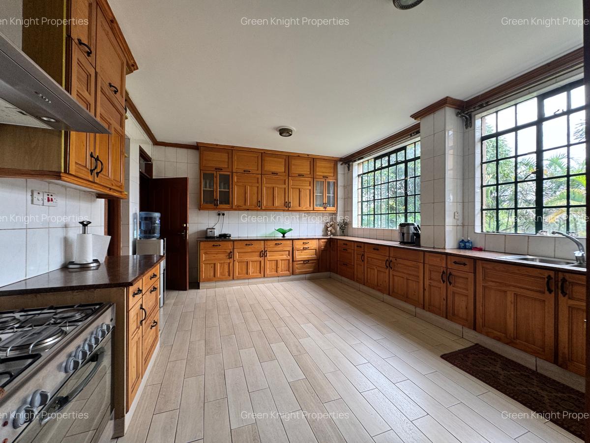 5 Bed House with En Suite in Karen - 4