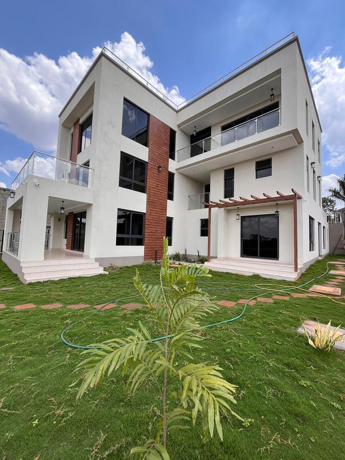 6 Bed Townhouse with En Suite in Tatu City - 1