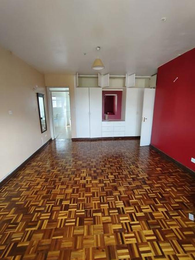 2 Bed Apartment with En Suite at Rhapta Rd - 4