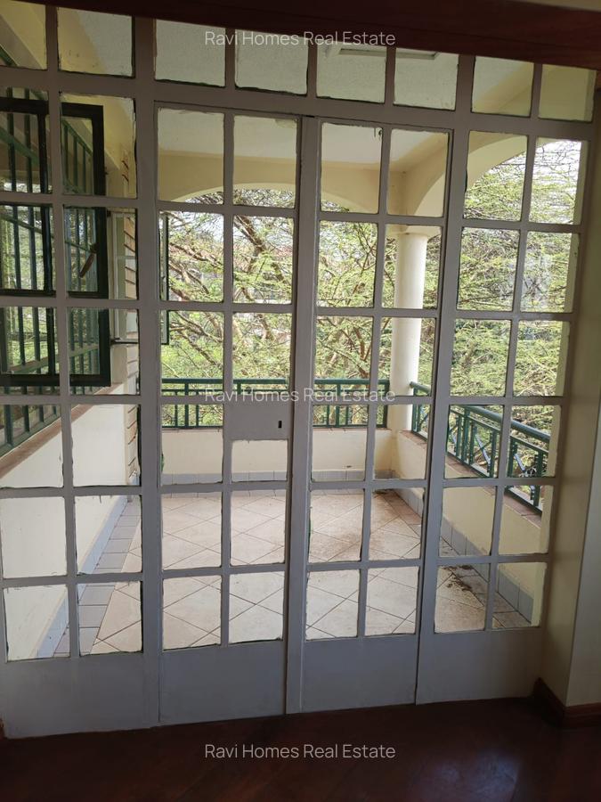4 Bed Apartment with En Suite at Gichugu Road - 11