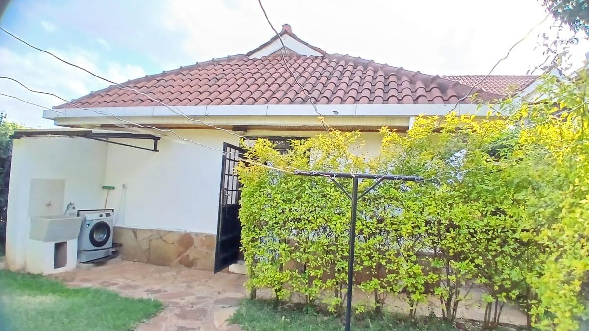 1 Bed House with En Suite in Runda - 2