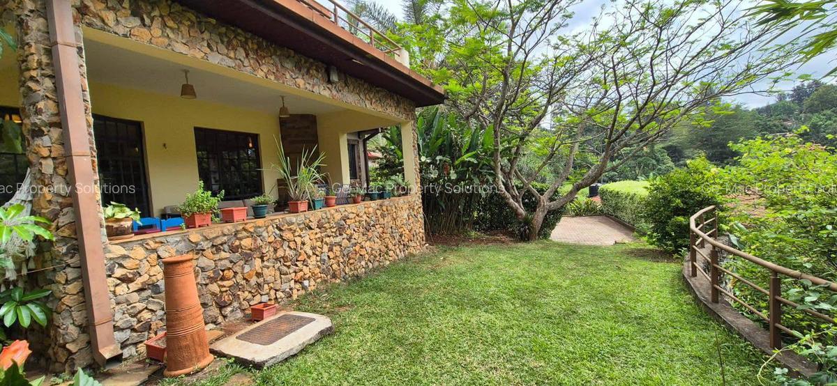 4 Bed House with En Suite in Runda - 10