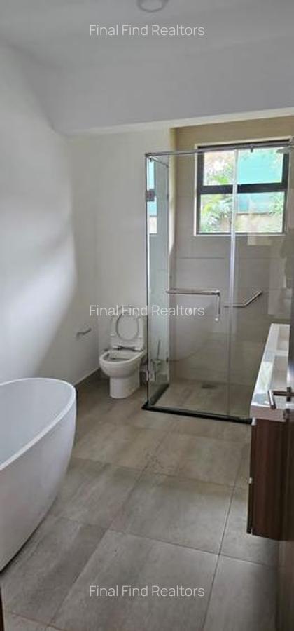 4 Bed Apartment with Backup Generator in Rosslyn - 10