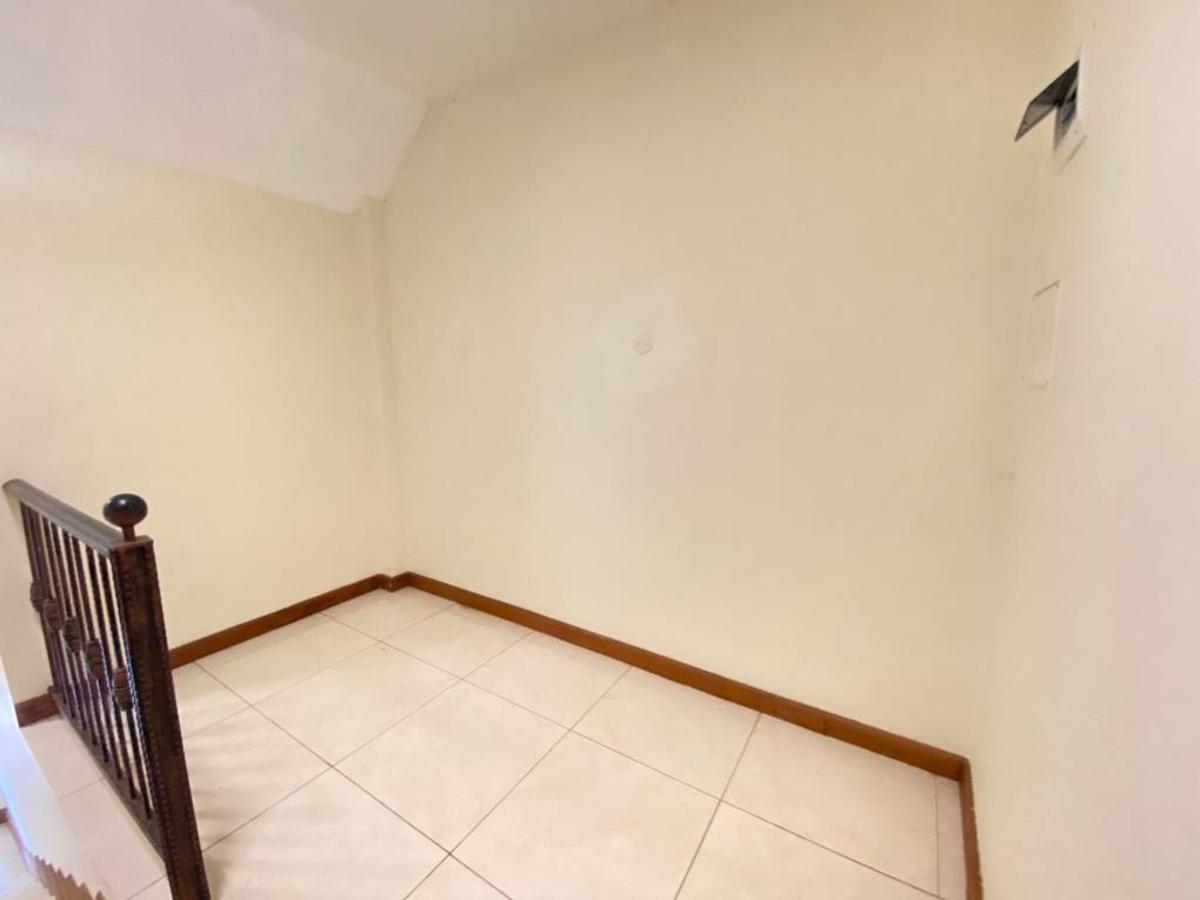 4 Bed Apartment with En Suite at Wambugu Road - 15