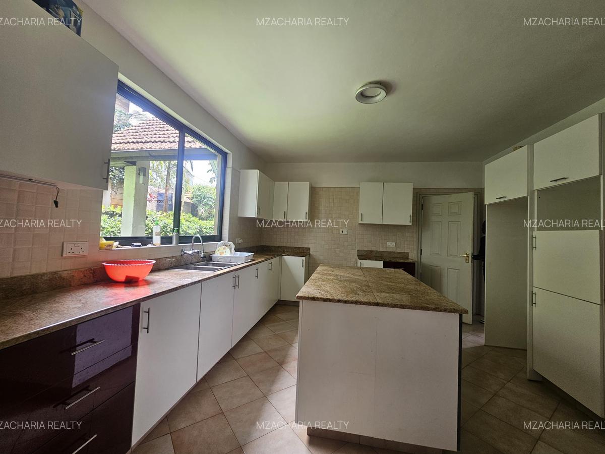 3 Bed Villa with Garden in Kiambu Road - 7