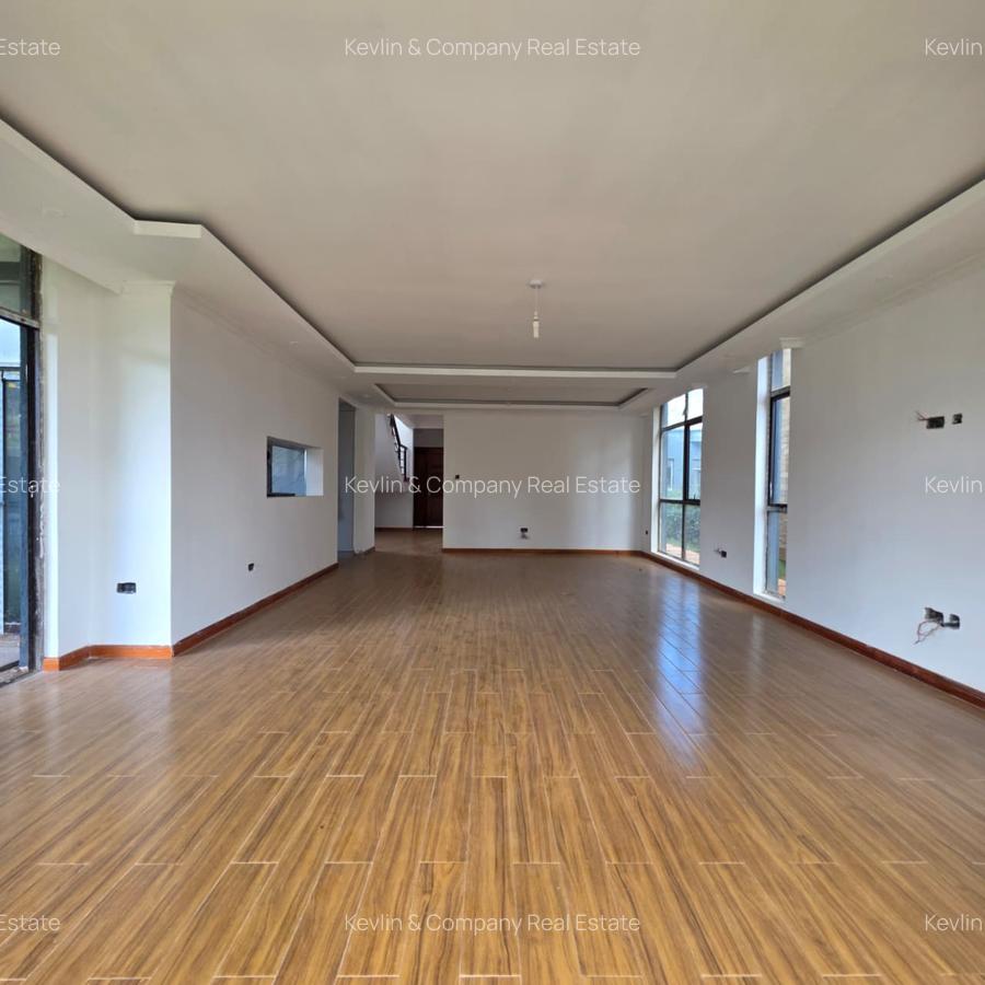 4 Bed Townhouse with En Suite in Kiambu Road - 12