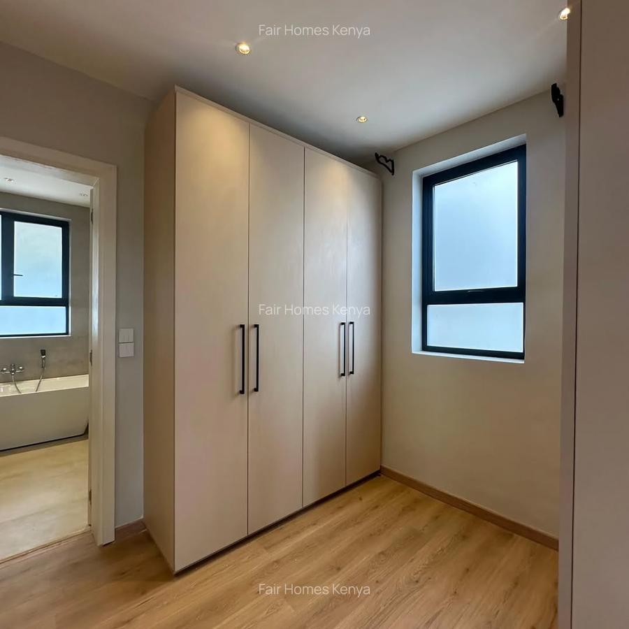 5 Bed Townhouse with En Suite at Manyani East - 8