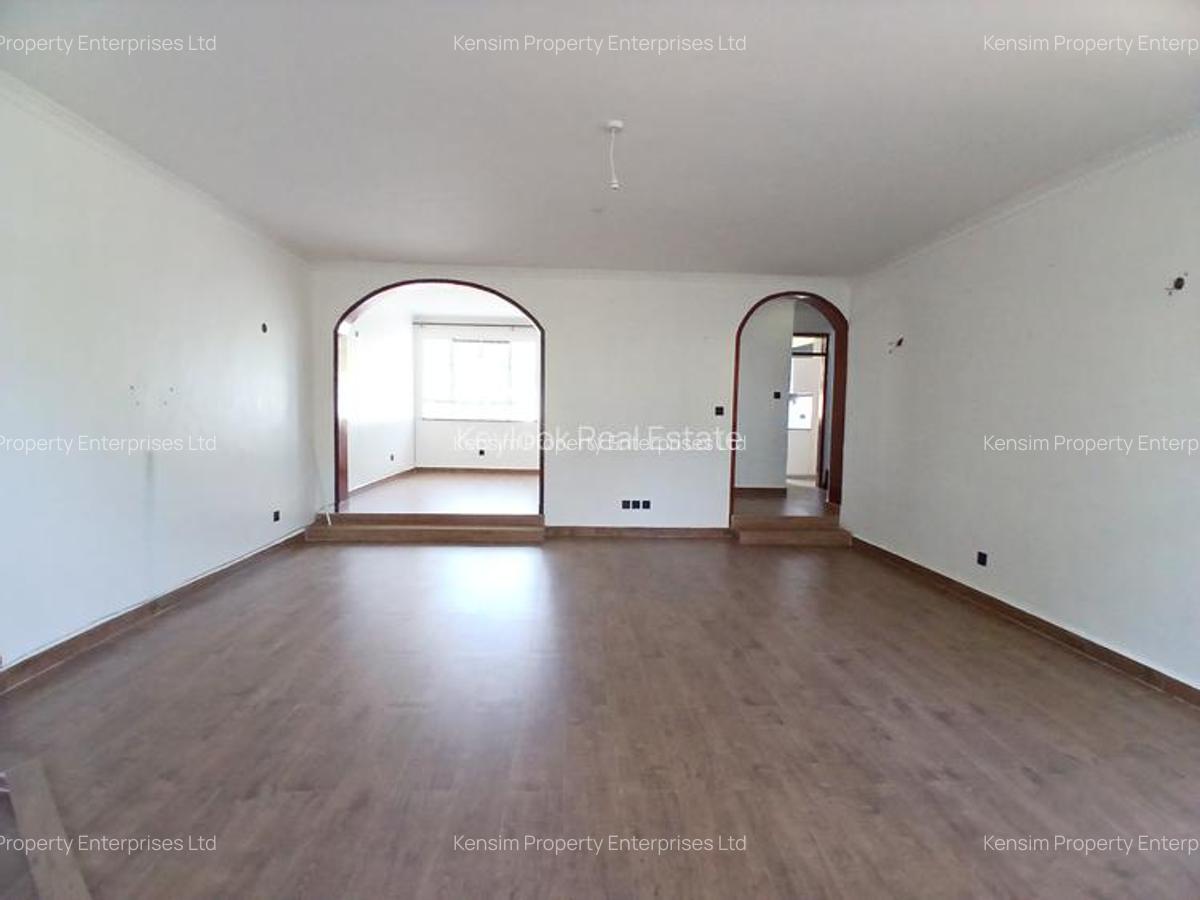 5 Bed Townhouse with En Suite in Lavington - 10