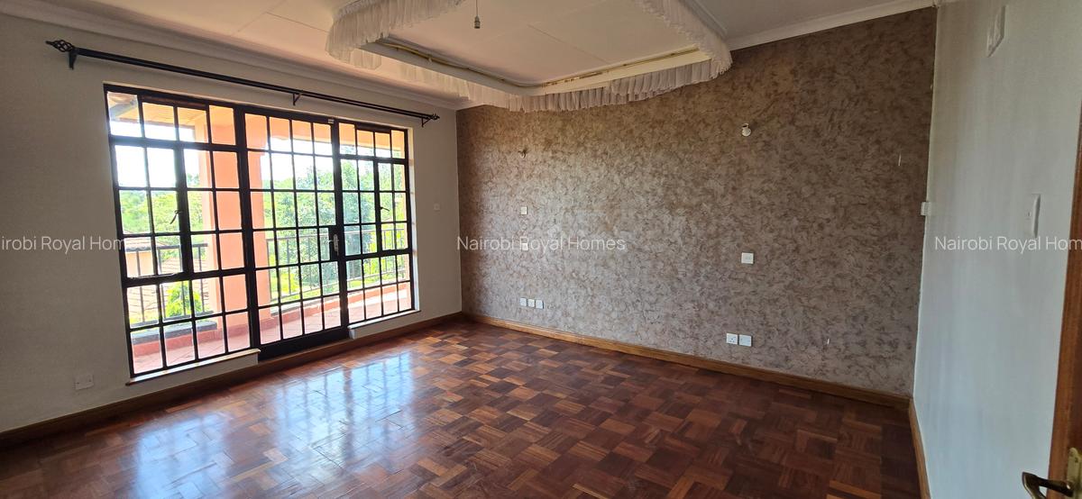4 Bed House with En Suite at Runda Road - 7
