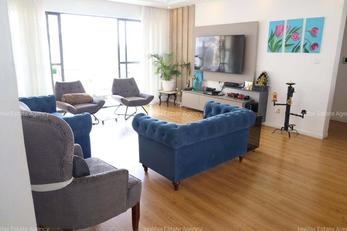 3 Bed Apartment with En Suite at Brookside Drive - 17