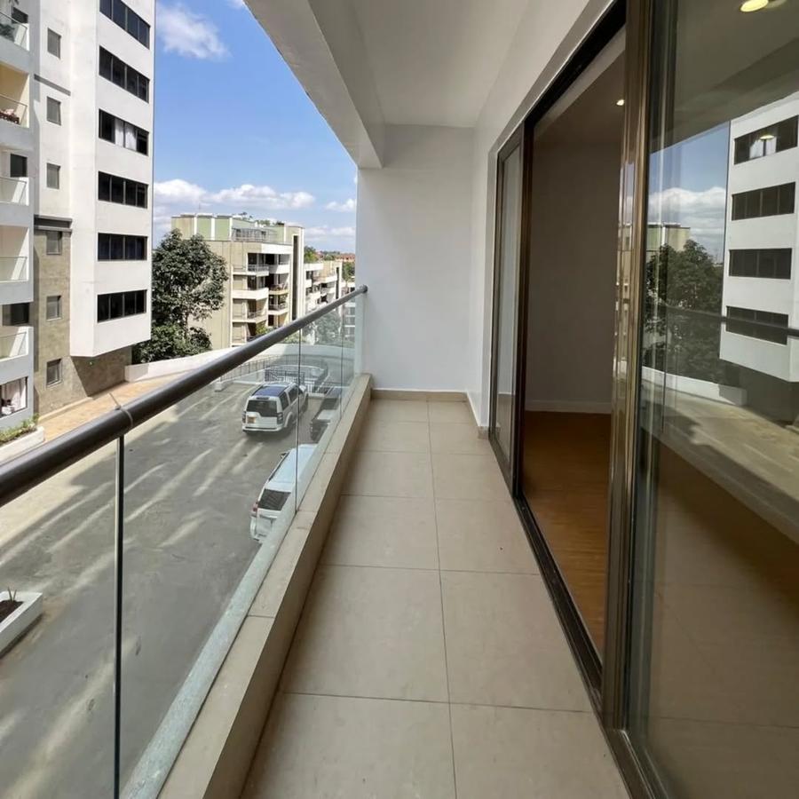 4 Bed Apartment with En Suite at Hatheru Road - 3