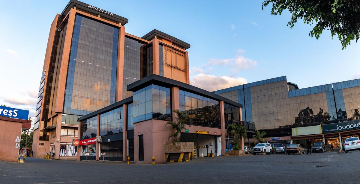 167 m² Commercial Property in Westlands Area - 1