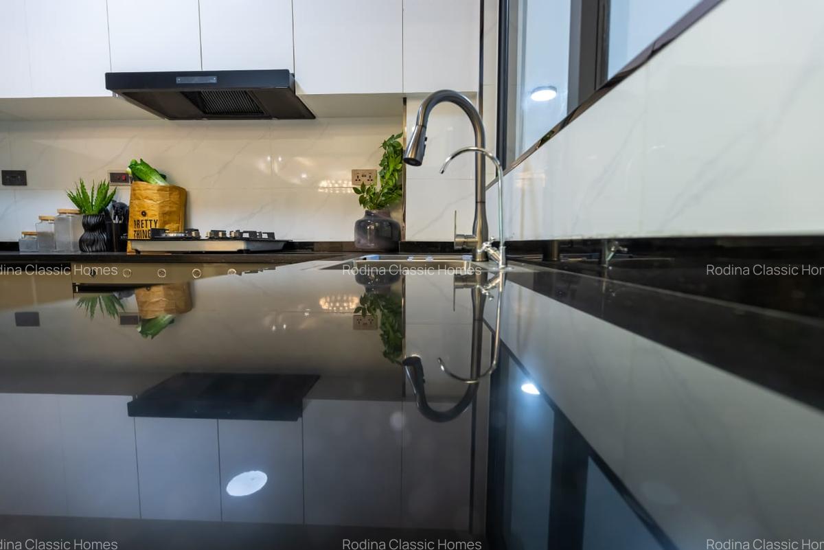 4 Bed Apartment with En Suite at Othaya Road - 8