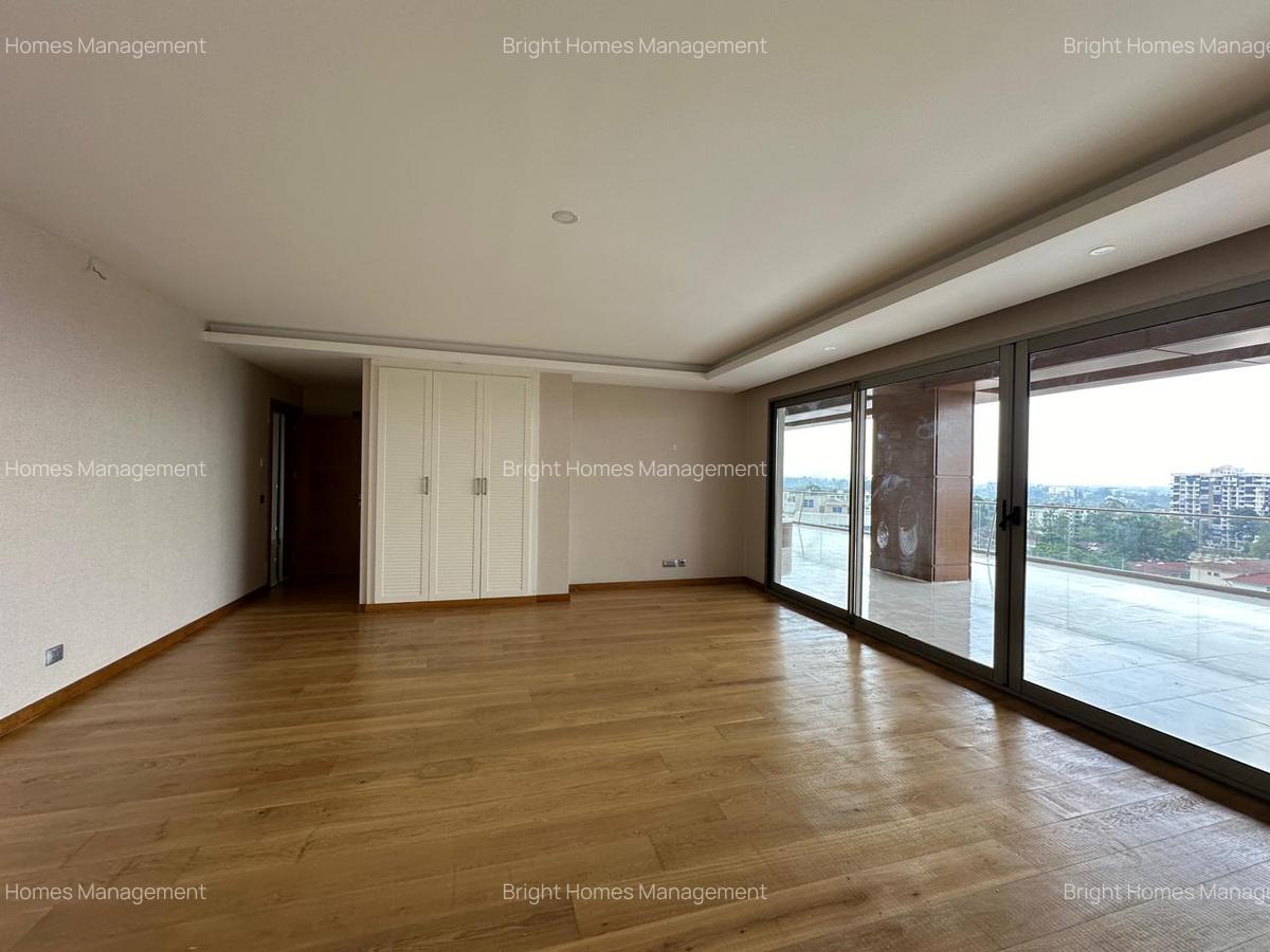 4 Bed Apartment with En Suite in Kileleshwa - 11