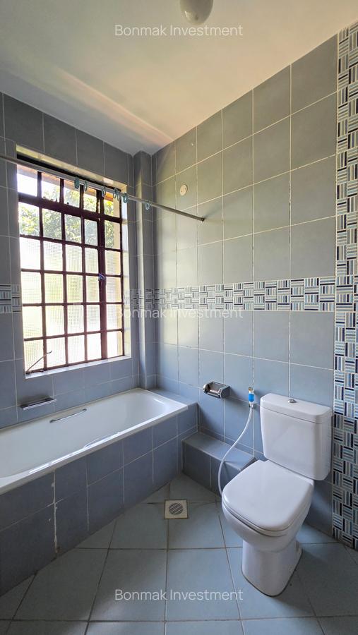 5 Bed Townhouse with En Suite at Muthaiga Mini Market - 19