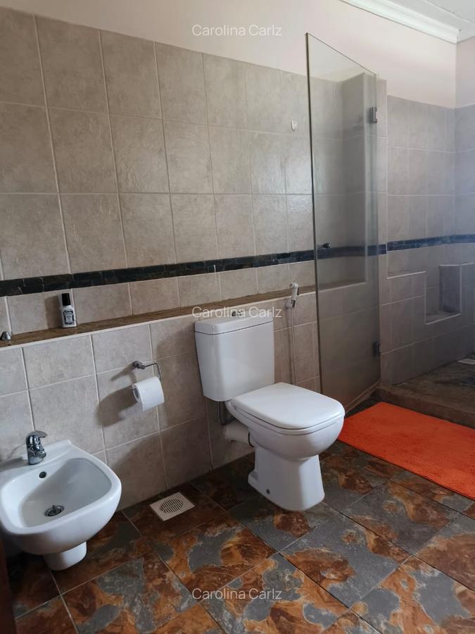 4 Bed Townhouse with En Suite at Peponi Road - 13