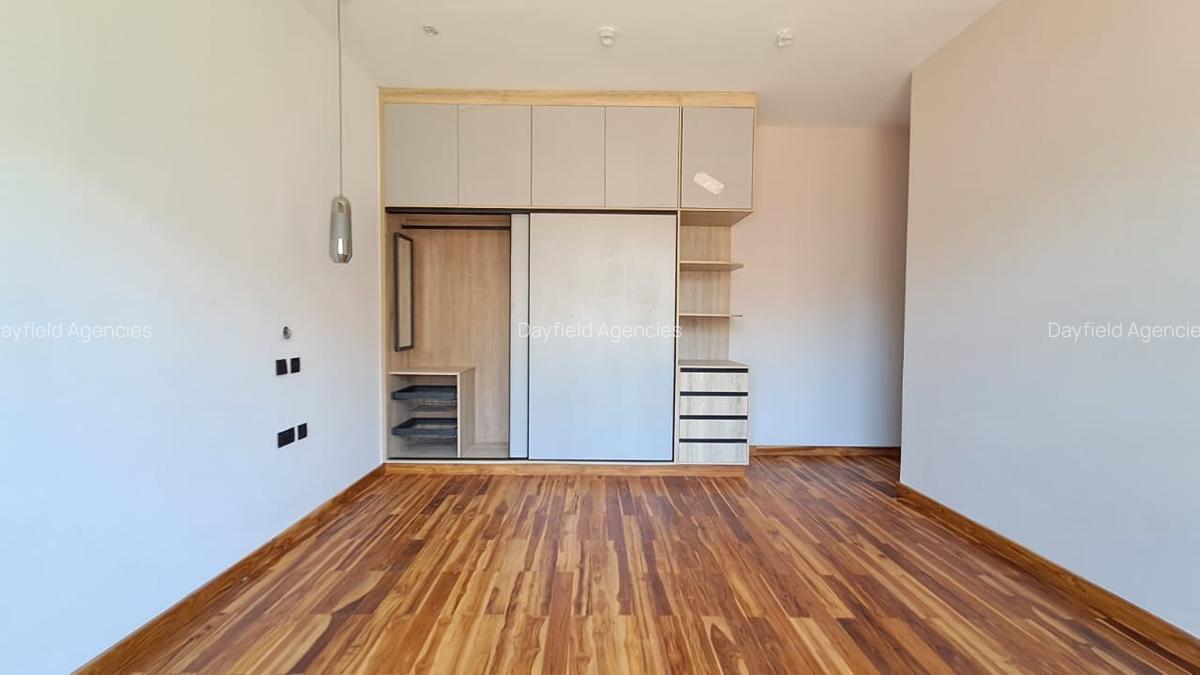 4 Bed House with En Suite in Loresho - 4