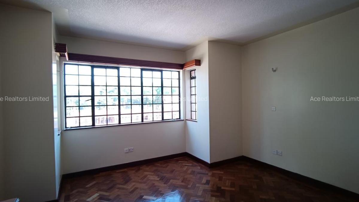 3 Bed Apartment with En Suite at Kileleshwa - 4