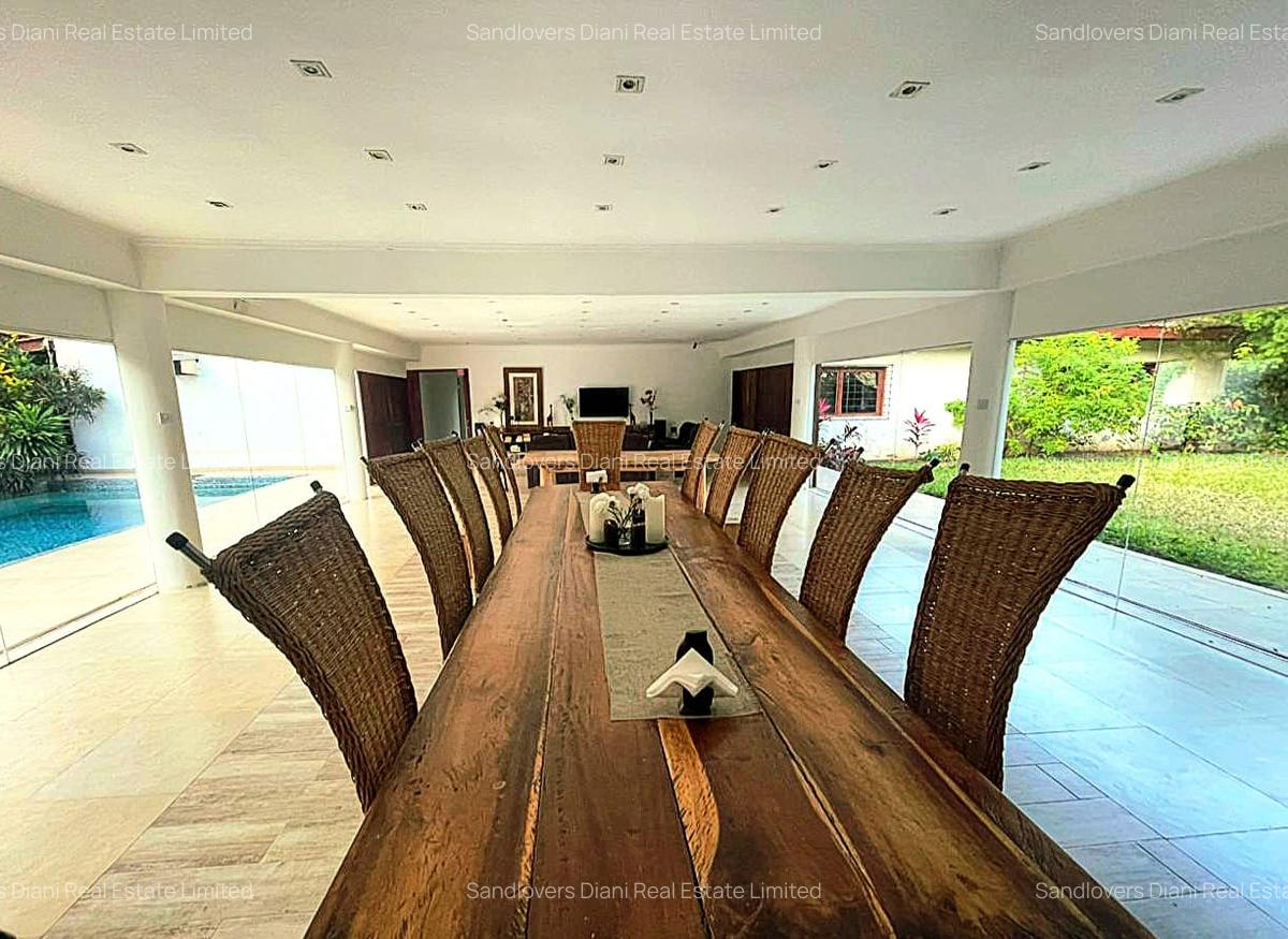 5 Bed Villa with En Suite in Diani - 7