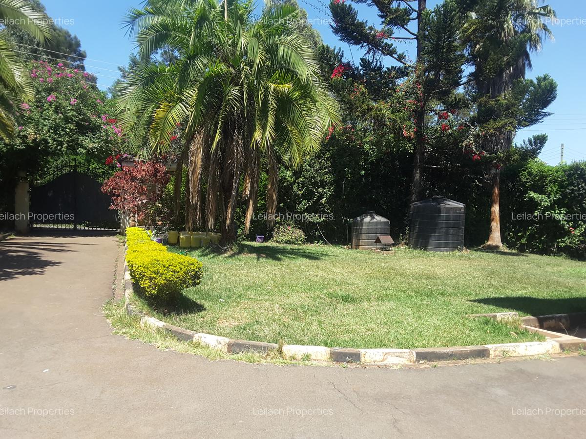 6 Bed House with En Suite in Karen - 3