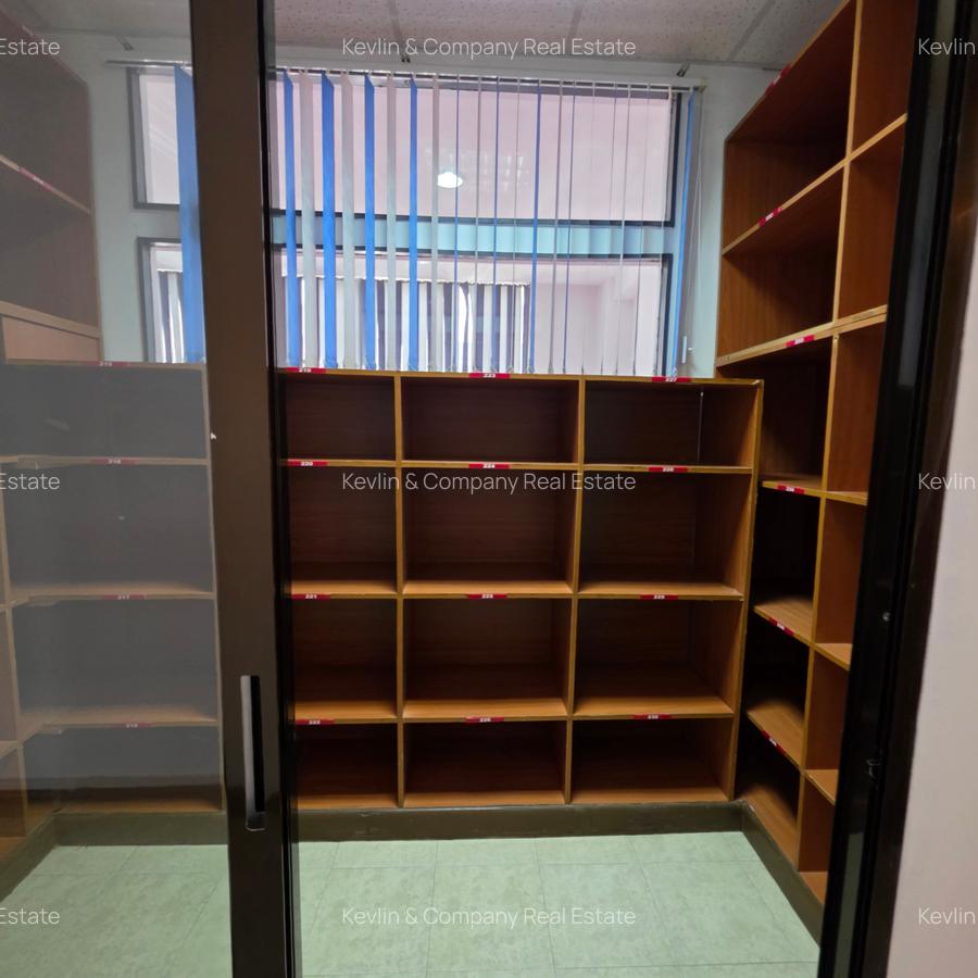 2,700 ft² Office with Backup Generator in Kilimani - 5