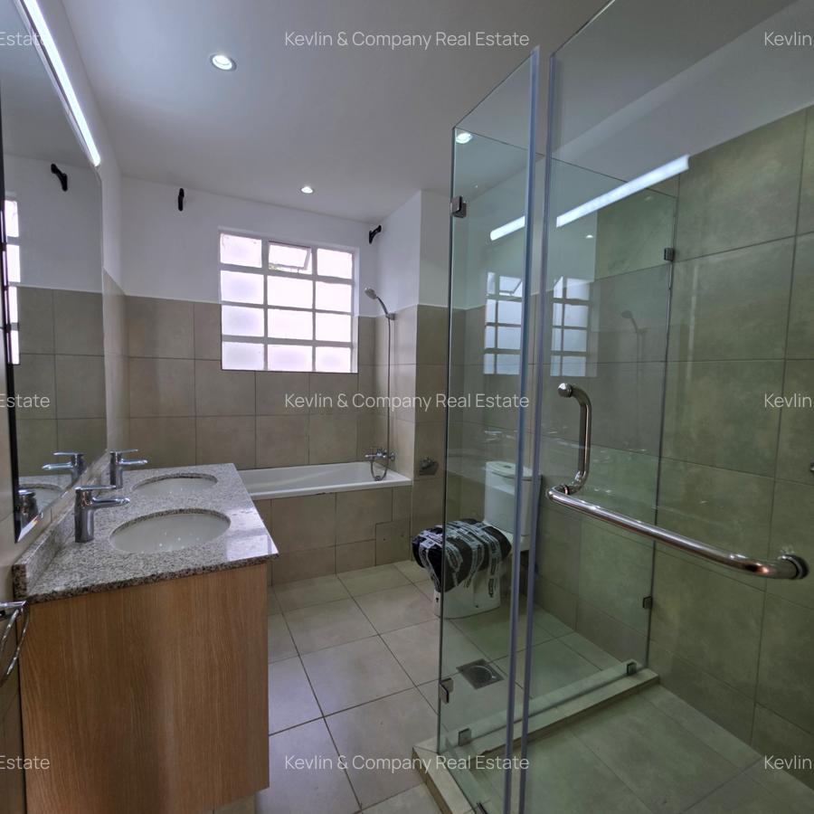 3 Bed Apartment with En Suite in Lavington - 18