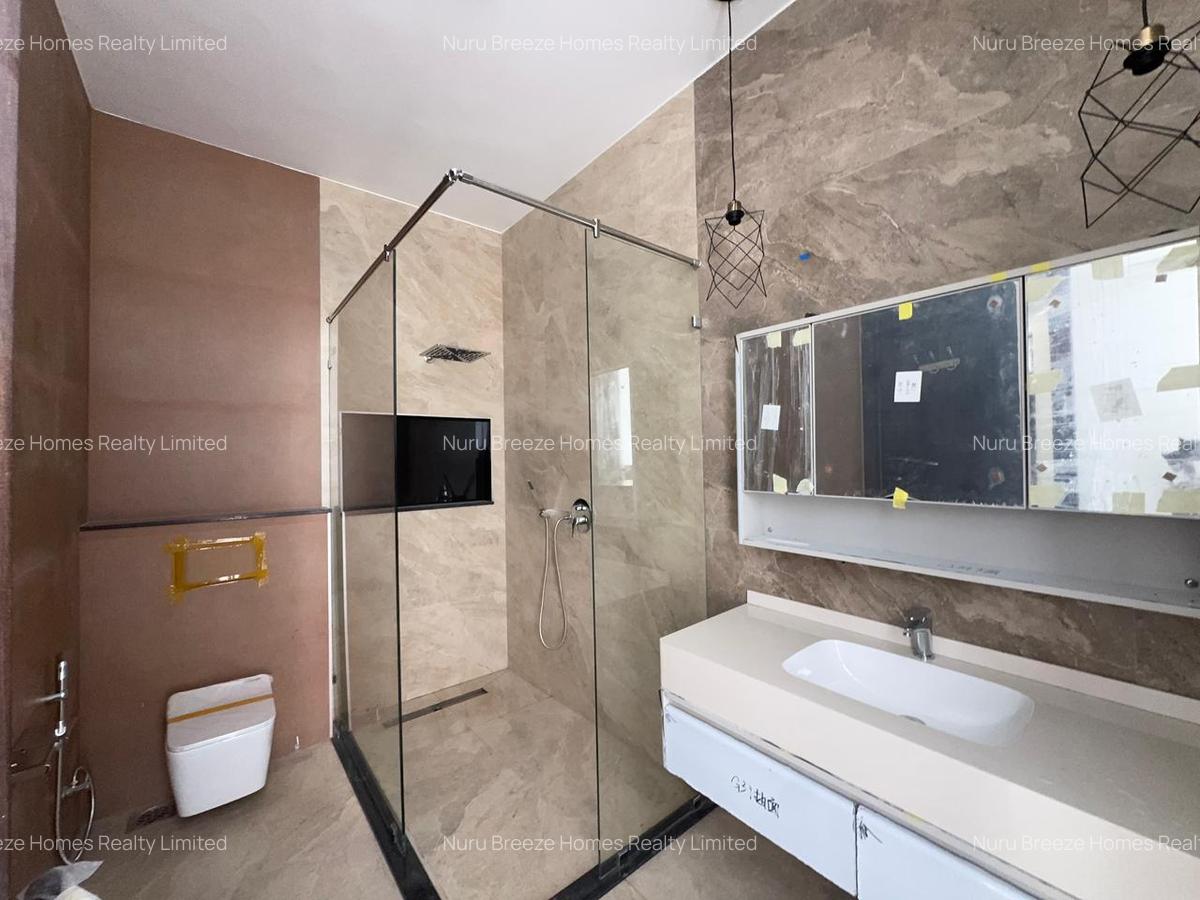 5 Bed Villa with En Suite in Nyari - 7