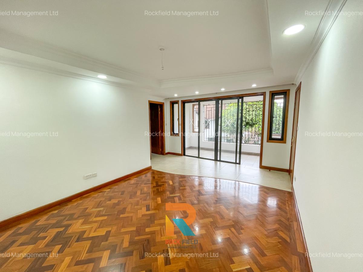 6 Bed Townhouse with En Suite in Lavington - 11