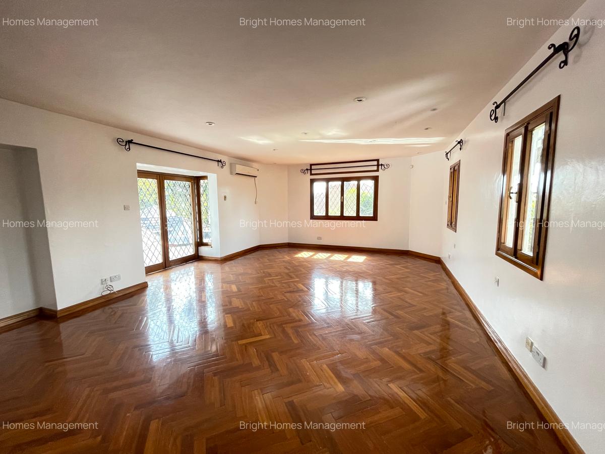 4 Bed Villa with Swimming Pool in Thigiri - 18