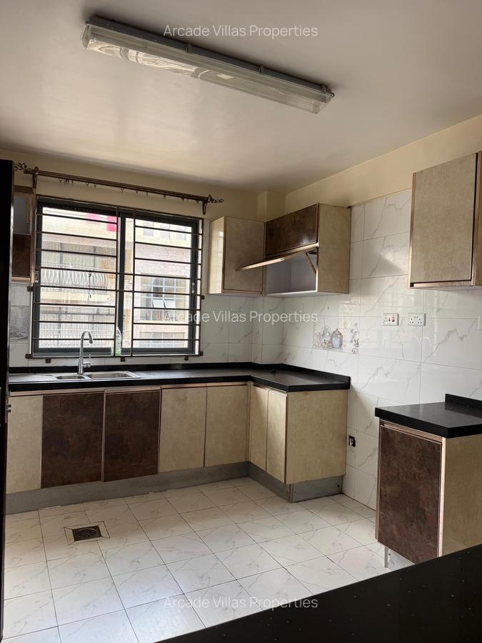 3 Bed Apartment with En Suite at Kileleshwa - 10