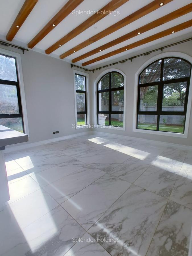 5 Bed Villa with En Suite in Loresho - 2
