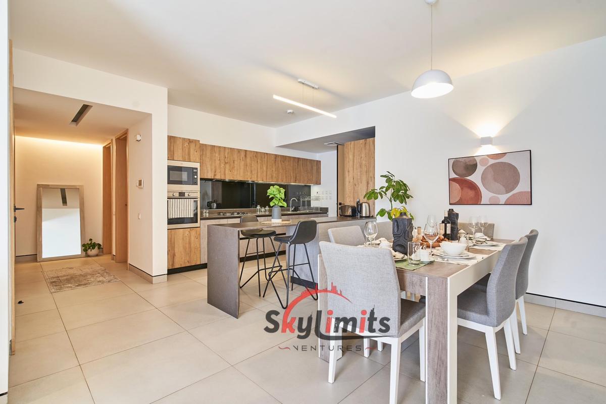 Furnished 2 Bed Apartment with En Suite at Dennis Pritt Rd - 5