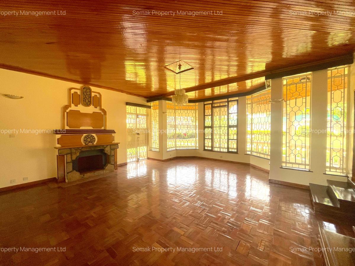5 Bed House with En Suite at Faith Drive - 2