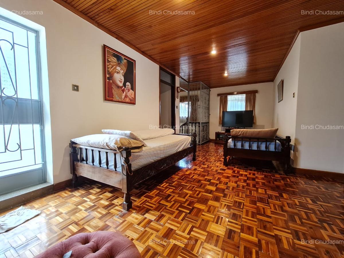 4 Bed House with En Suite at Brookside Garden - 8