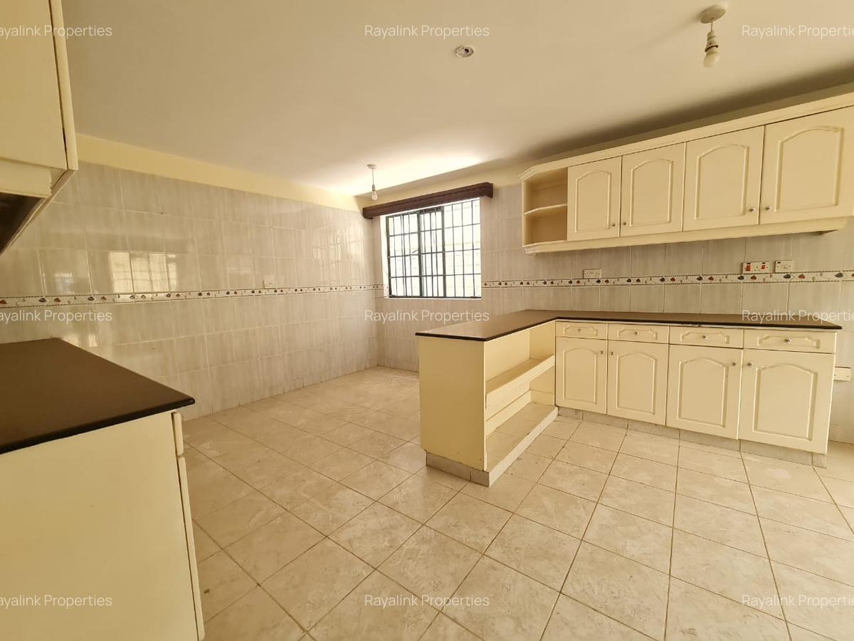 4 Bed Townhouse with En Suite at Spring Valley - 3