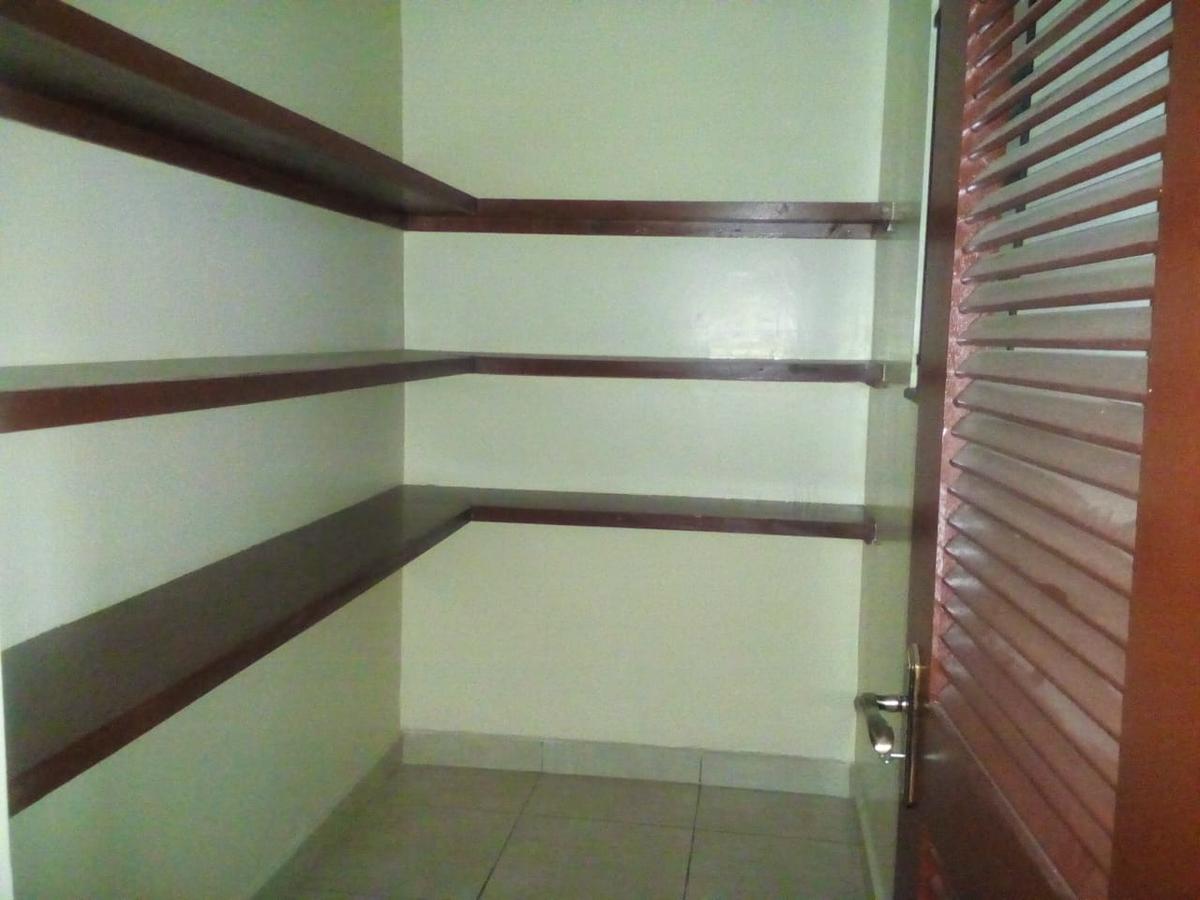 3 Bed Apartment with En Suite in Rhapta Road - 11