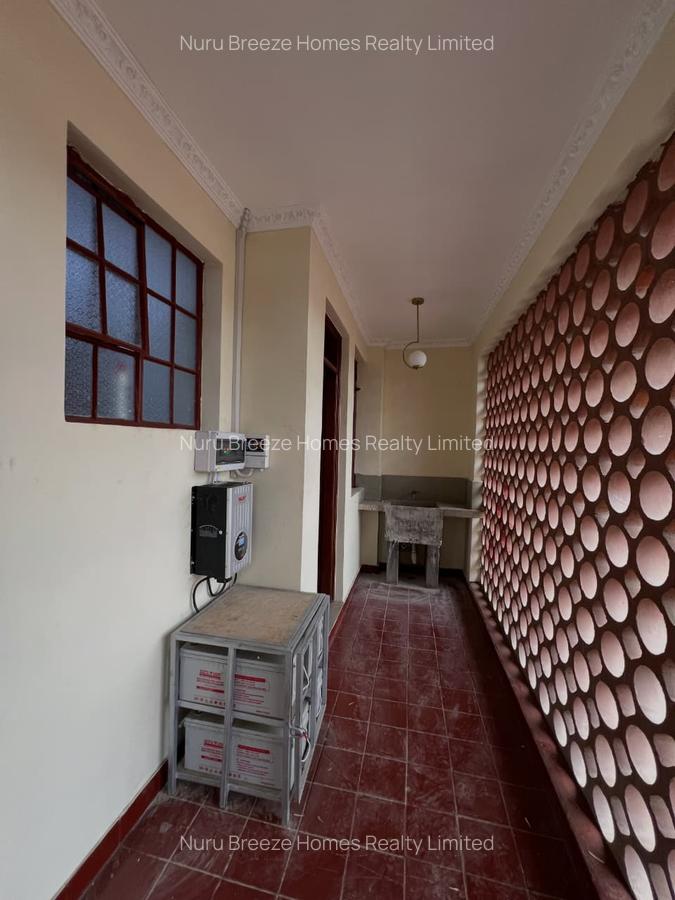 3 Bed Apartment with En Suite in Riverside - 11