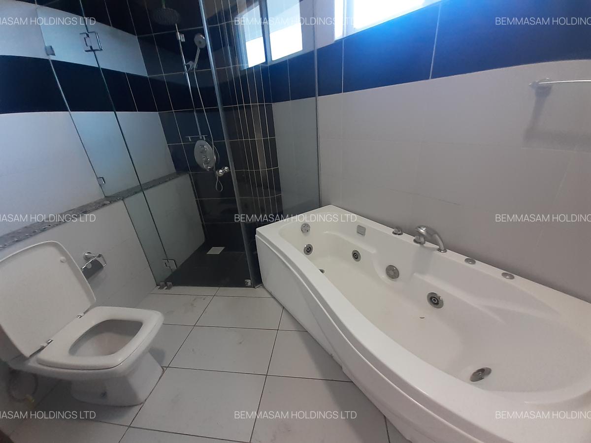 Serviced 2 Bed Apartment with En Suite at Siaya Road - 7