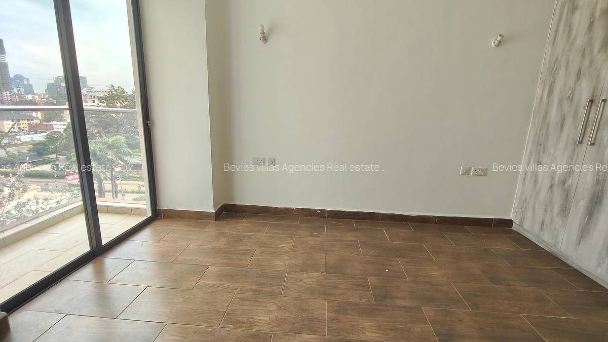 2 Bed Apartment with En Suite at General Mathenge - 10