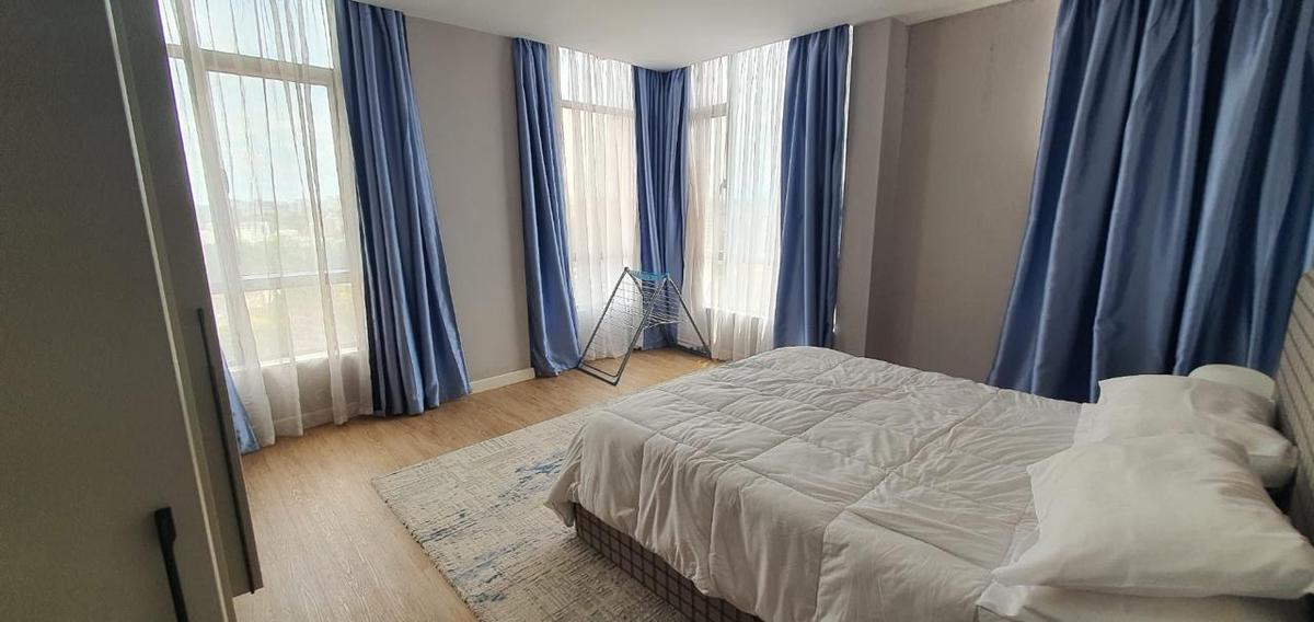 Serviced 2 Bed Apartment with En Suite at Brookside - 17