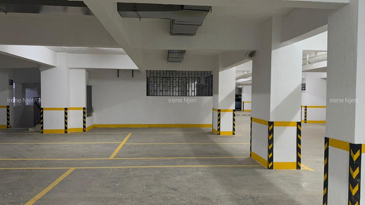 Serviced 1 Bed Apartment with Swimming Pool at Hatheru Road - 5